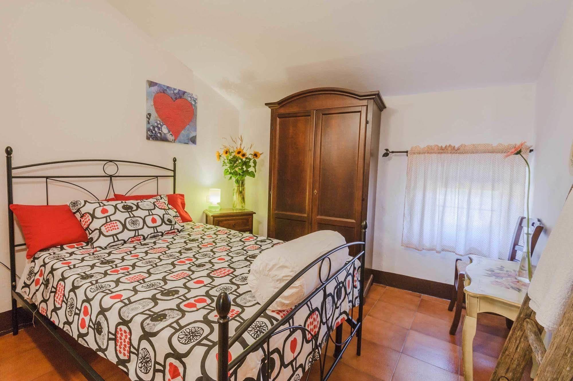 Locanda di CasalMustia Castelmuzio Bagian luar foto